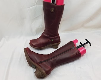 Red leather boots women, handmade burgundy boots, knee high boots, shoes women, 90s vintage red boots for women, heeled round toe boots