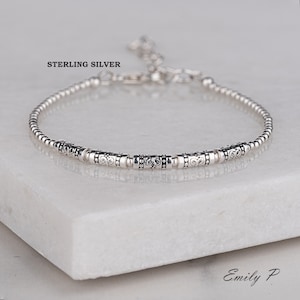 Bracciale tubolare in argento sterling, bracciale con perline in argento semplice S925, bracciale impilabile in argento, gioielli in argento minimalista, regalo per le donne