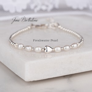 June Birthstone Bracelet, Dainty Freshwater Pearl Bracelet, Sterling Silver Heart Bracelet, Wedding Jewellery, Birthday Gift for Women