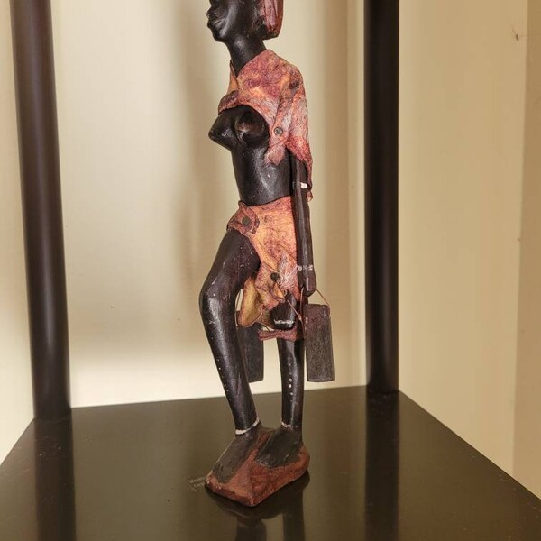 African statue, hand carved women, African sculpture, sculpture, wood sculpture, African Souvenir, home decor, black Friday, African Art.