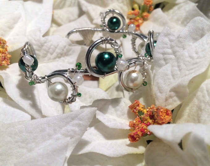 Forest Green And Ivory Handmade Wire Bracelet