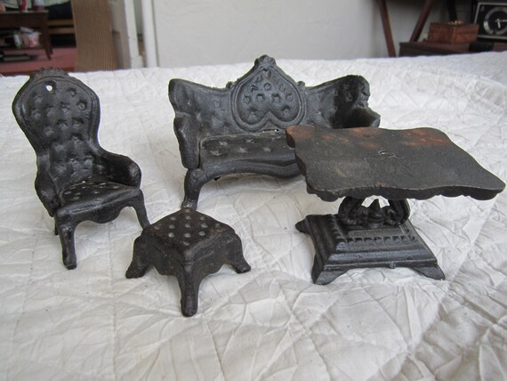 cast iron dollhouse furniture