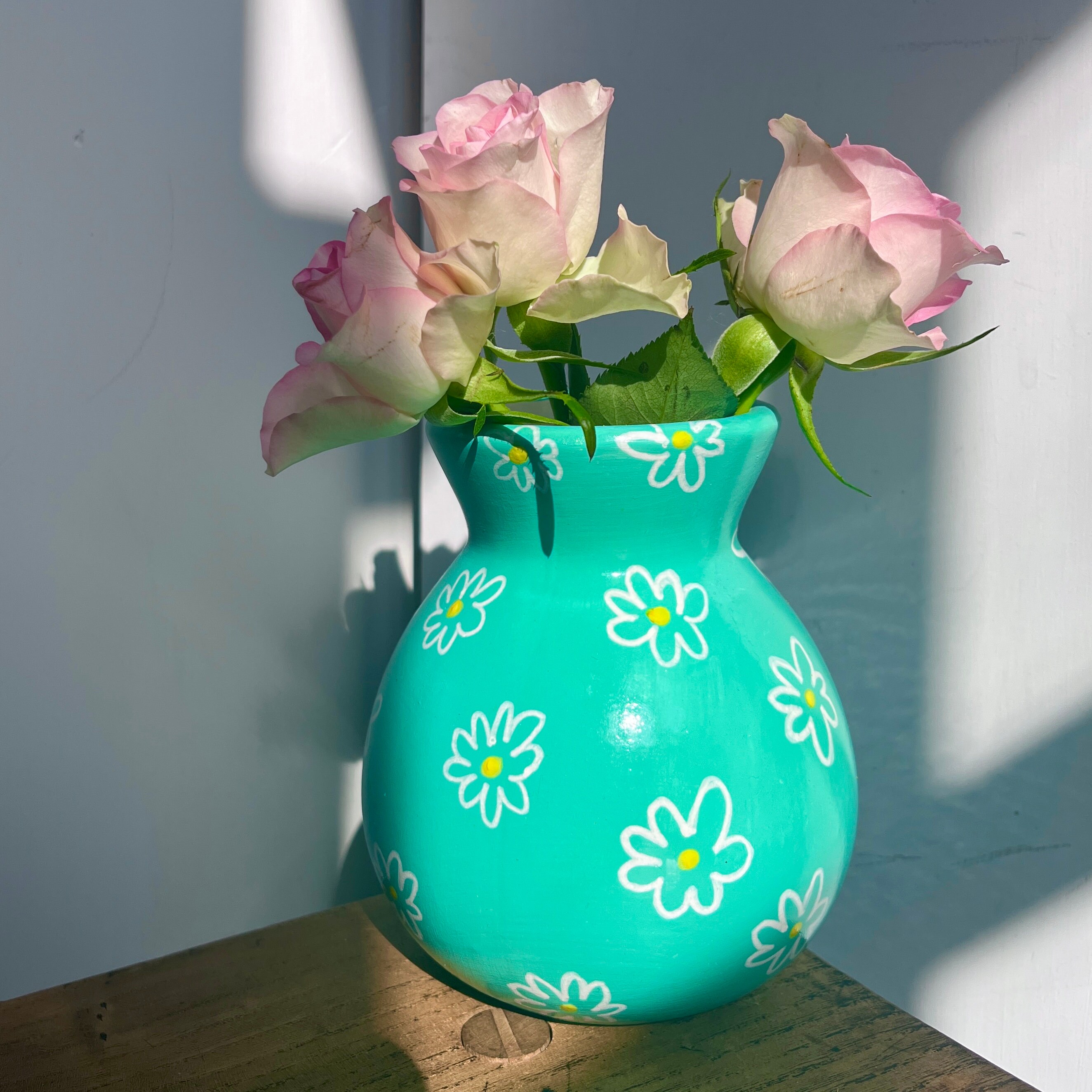 Hand Painted Ceramic Vase, Blue Daisy Hand Drawn Flowers, Seamless ...