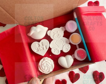 Miniature Valentine's Day Gift Box Set for Kids - Valentine's Day Gift - Love Hearts - Bears - Galentine's - Paint Craft Kit - Love
