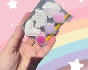 Unicorn Paint Your Own Plaster Party Favors: Kids Craft Kit