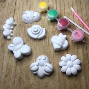 Paint your own Bug Box| Craft Kit for Kids| Children&#39;s Activity | Easter Crafts| Party Favours| Birthday Gifts| Gift for Kids| Paint kits