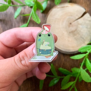 Moss: Onion and Other Unusual Frogs Enamel Pin