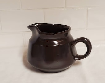 Franciscan Nut Tree Earthenware Pottery Creamer, década de 1970, marrón