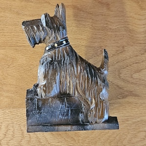 Vintage Wooden Scottie Dog with Attached Box, Holds Deco Clothes Brush or Flowers