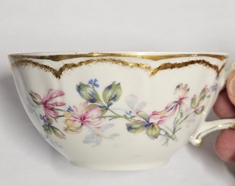 Haviland Schleiger 50, Delicate flowers with Gold Trim Flat Cup, Limoges, France