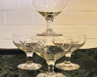 Bethlehem Star 4 Small Sherbets, Indiana Glass, Starbursts, 4 oz. Aperitif