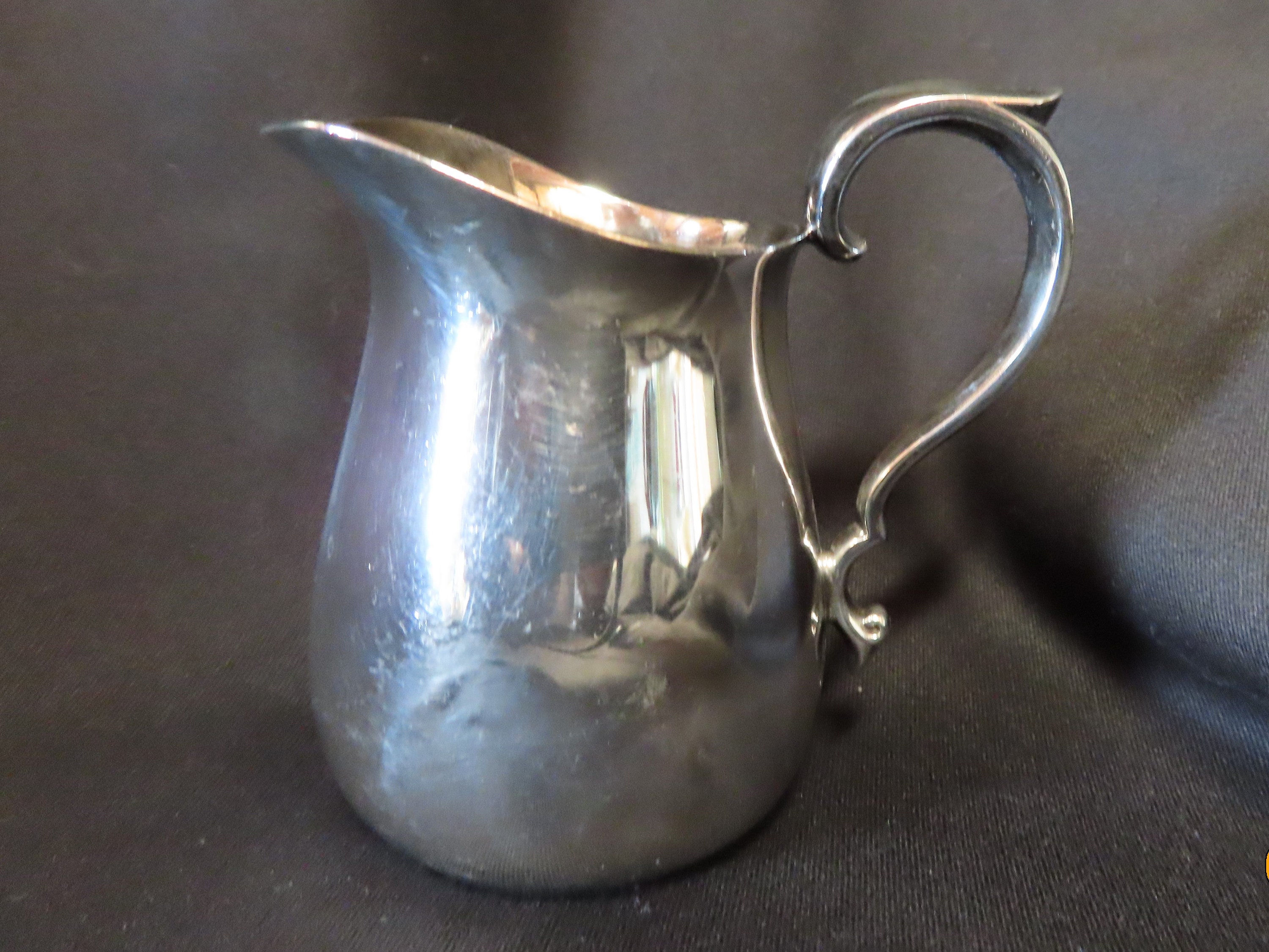 Mini Reed & Barton Mini Indv. Creamer, Shelf Sitter, Silverplate