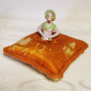 Antikes Halbpuppenkissen, Shabby Chic