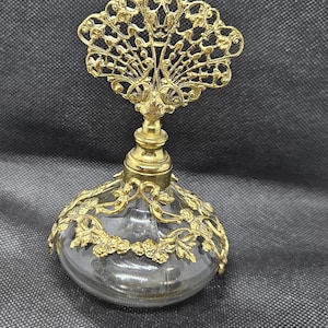Filigree Gold Plated Perfume Bottle, Fan Top, Hollywood Regency, Glass Dauber