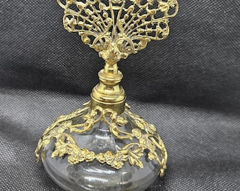 Filigree Gold Plated Perfume Bottle, Fan Top, Hollywood Regency, Glass Dauber