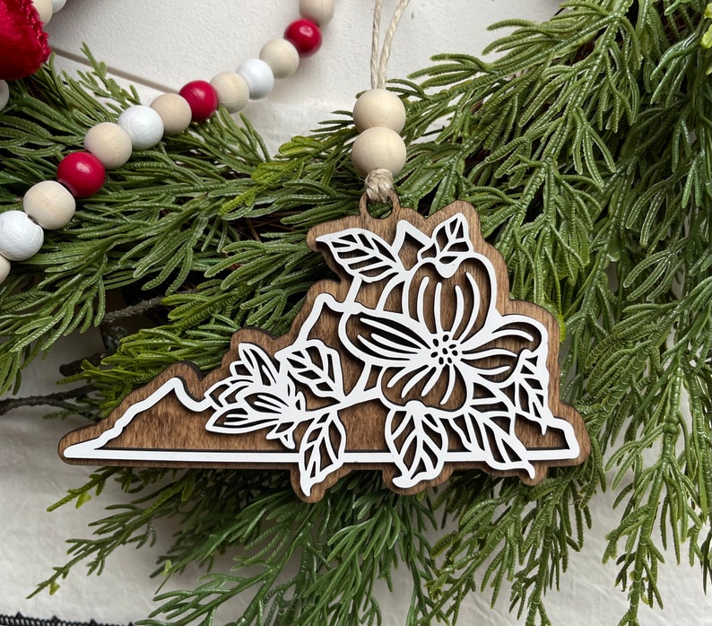 Virginia dogwood ornament / Christmas decor image 3