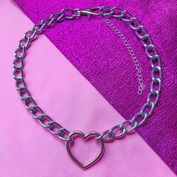 Thick chain Heart choker necklace, chunky big chain with love heart O ring | alternative fashion chain choker, emo fashion egirl