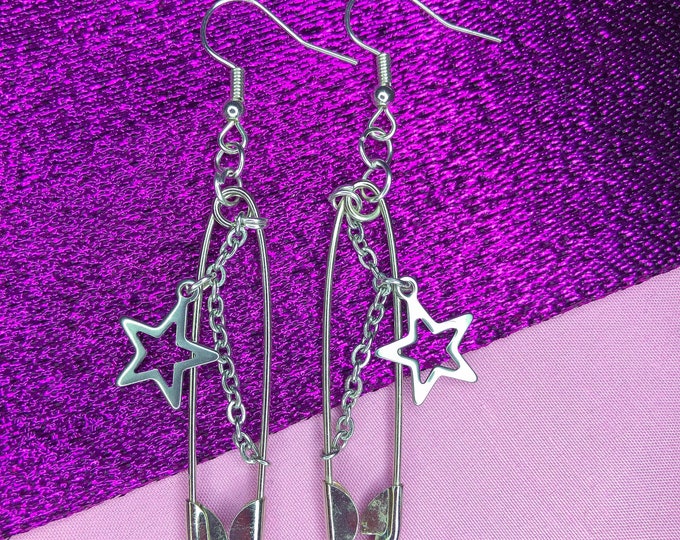 Safety Pin Earrings, Chain and Star Charm Punk Grunge Statement Jewelry, Unique Earrings, Gothic Earrings, Weird Earrings