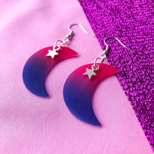 Boucles d'oreilles à breloques drapeau bisexuel, couleurs du drapeau de la fierté bisexuelle comme un croissant de lune avec étoile | Boucles d'oreilles fierté bi