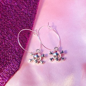 Skull Hoop Earrings: Spooky Halloween Skeleton Earrings