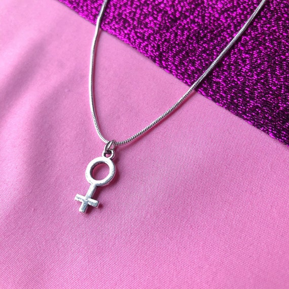 Venus Symbol Charm Necklace Female 