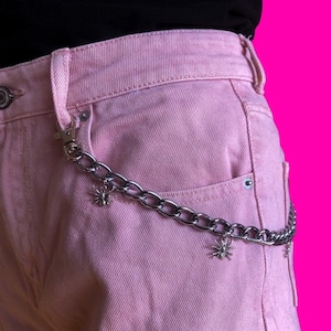 Cadena para jeans con dijes de araña / Cadena para pantalones de Halloween, Moda alternativa, Cadena de billetera espeluznante, Moda gótica de brujas