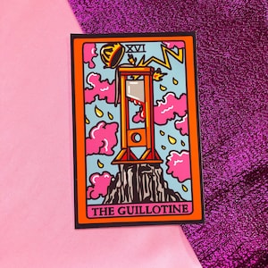 De guillotine-tarotkaart vinylsticker, heksensticker voor laptop, planner, enz. | Communistische socialistische sticker, anarchist eat the rich