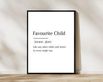 Impresión divertida de un diccionario con la definición de rivalidad entre hermanos y un niño favorito. Decoración de pared.