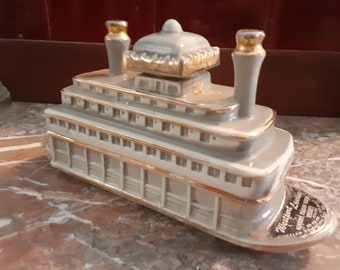 River Queen steamboat liquor decanter, 1962 Westport Landing Whiskey, empty