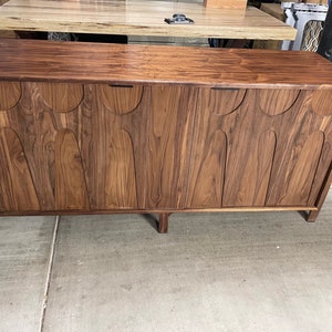 Mid Century Modern Kommode