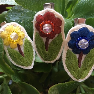 Bordado a mano, clips de pelo de flores con cuentas, accesorios para el cabello, accesorios de cabello únicos, color