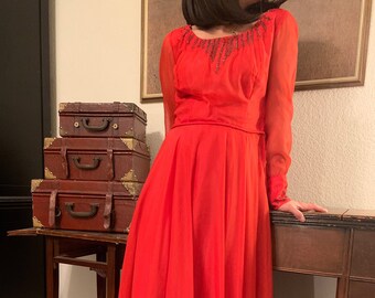 RED MAJESTY - Vintage Gown