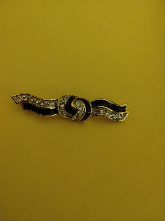Nina Ricci. Vintage 1980, Black and Rhinestone Brooch in a