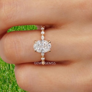 2 CT Oval Cut Moissanite Solitaire Engagement Ring Travel Ring 14K Yellow Gold Moissanite Diamond Ring Women&#39;s Wedding Ring Gift For Her