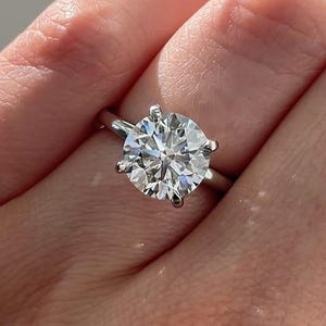 3 Carat Round Diamond Ring 925 Sterling Silver Ring Round Moissanite Diamond Ring Round Engagement Ring Women&#39;s Wedding Ring Gift For Her