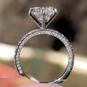 2 CT Round Cut  Round Moissanite Engagement Ring 14k Solid Gold Moissanite Ring for Women Pave Set Side Stone promise Ring Anniversary Gift