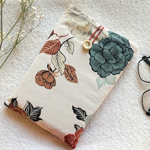Floral Book Sleeve for Books, Padded Kindle Sleeve, Book Sleeve with Pocket,Kindle Paperwhite Case,Book Pouch,Book Protector,Book Club Gifts