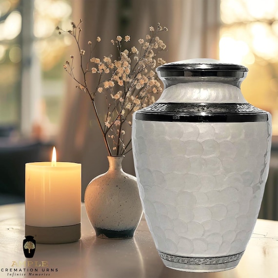 Elegant Aluminum Cremation Urn – Leakproof Memorial Keepsake, Engravable