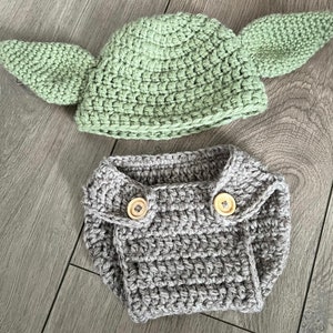 PATTERN/ Yoda Inspired Newborn Outfit/ Crochet image 2