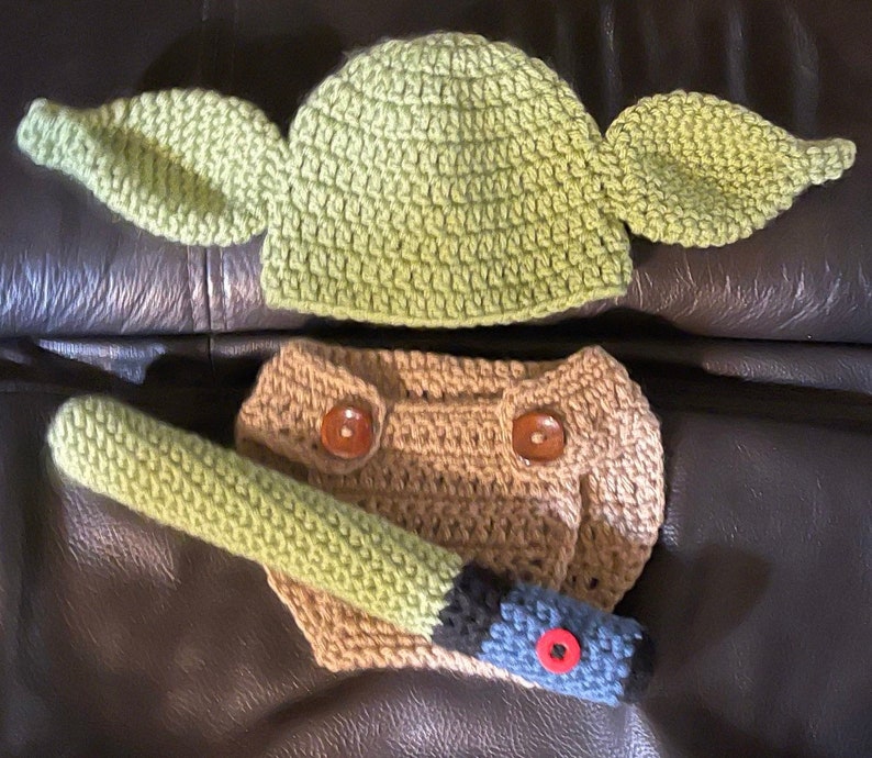 PATTERN/ Yoda Inspired Newborn Outfit/ Crochet image 3