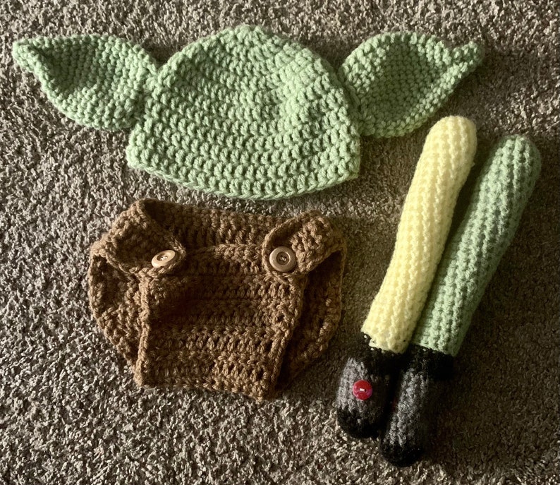 PATTERN/ Yoda Inspired Newborn Outfit/ Crochet image 4