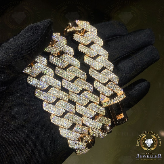 16mm 59.32CTW Vvs1/colorless Moissanite Cuban Link Chain