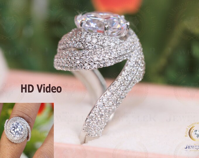 Antique Round Colorless Moissanite Engagement Ring/ Turning Style Moissanite Ring For Gift/ New Stylish Gold Wedding Ring/ Moissanite Ring