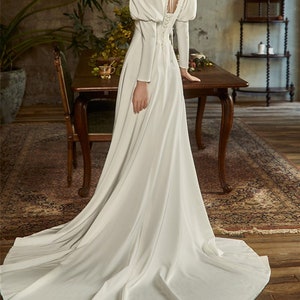 Vintage Satin Wedding Dress Minimalist V Neck Reception Dress Long ...