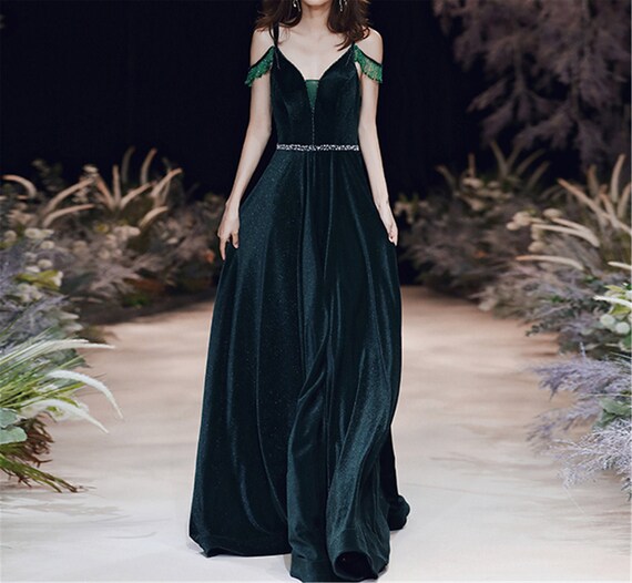 Elegant green dress with glitter and veil – Zayna Dresses