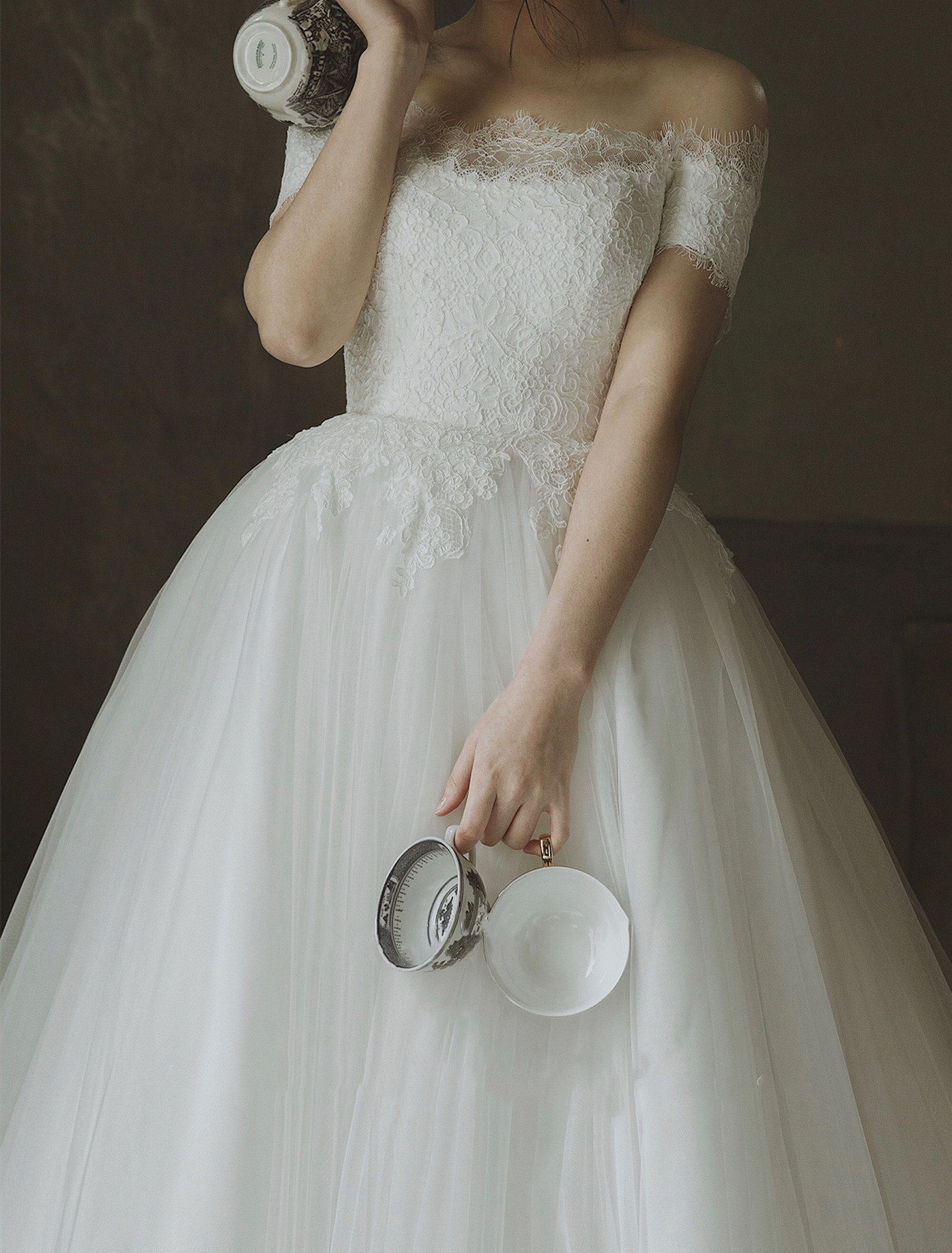 Vintage Lace White Wedding Dress