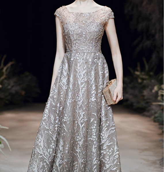The Best Silver and Gray Dresses for Wedding Guests - Dress for the Wedding