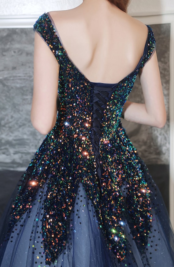 Sparkly Prom Dresses Royal Blue Sequins Sheath Silhouette AW211209 –  angelaweddings