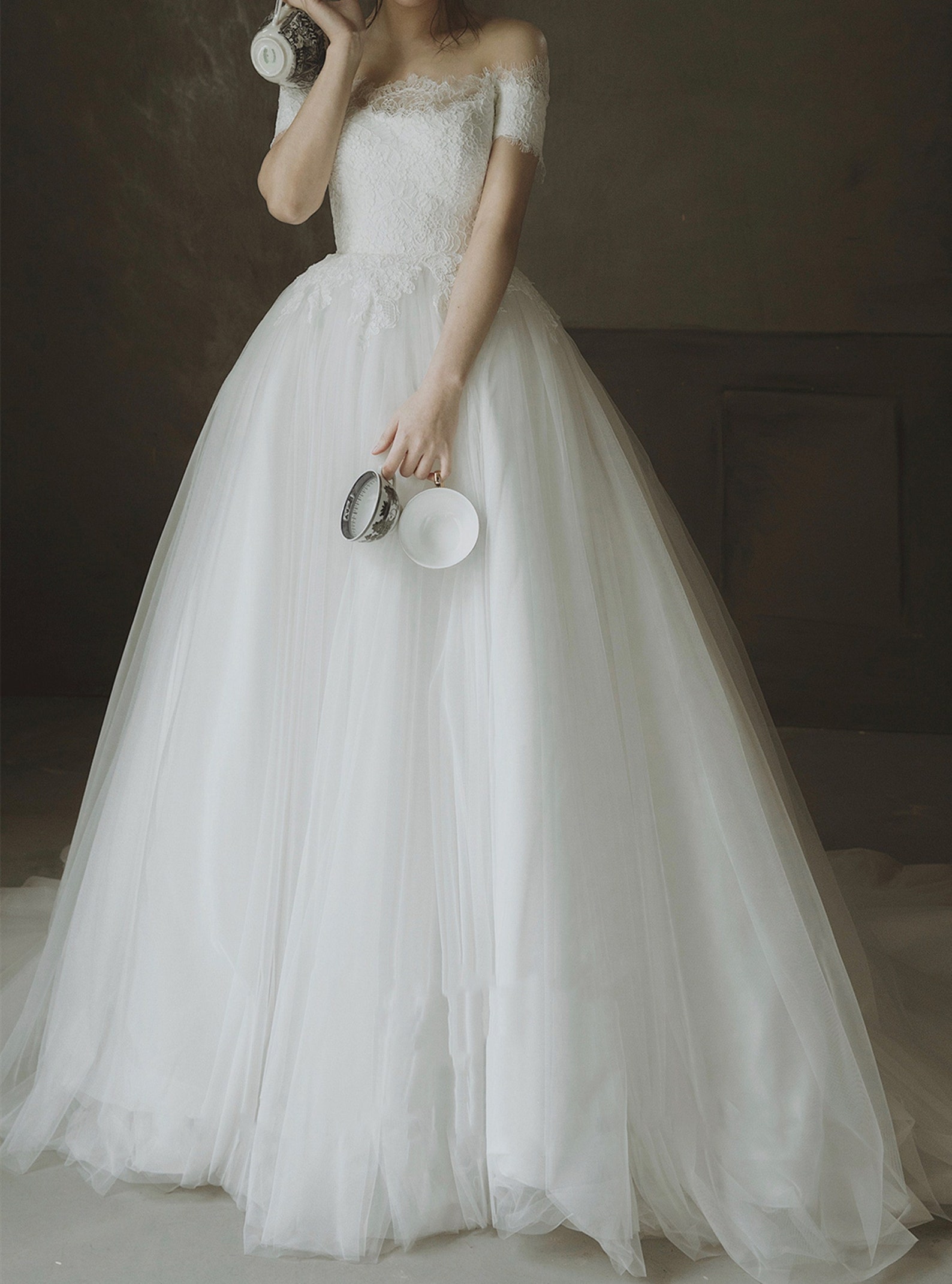 Vintage Ball Gown Square Neckline White Lace Wedding Dress