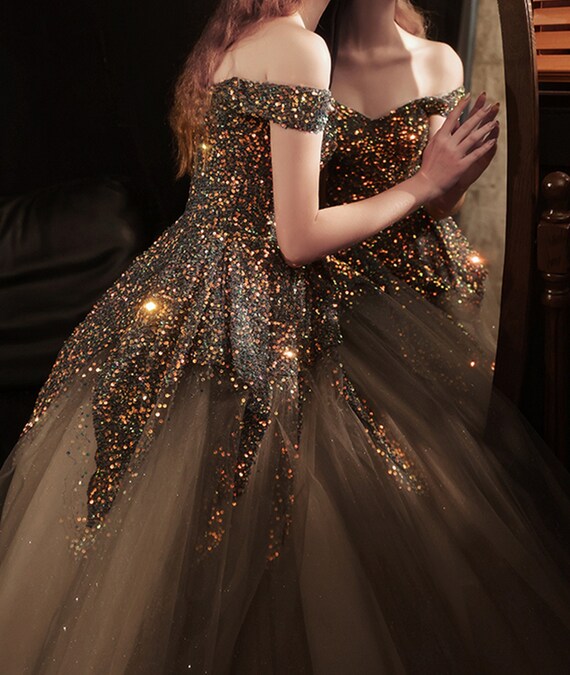 Black and gold off the shoulder prom dress sales